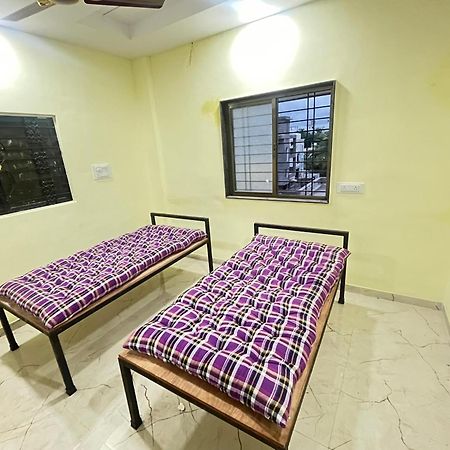 Shree Swami Samarth Pg Rooms For Boys Szolápur Kültér fotó