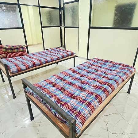 Shree Swami Samarth Pg Rooms For Boys Szolápur Kültér fotó