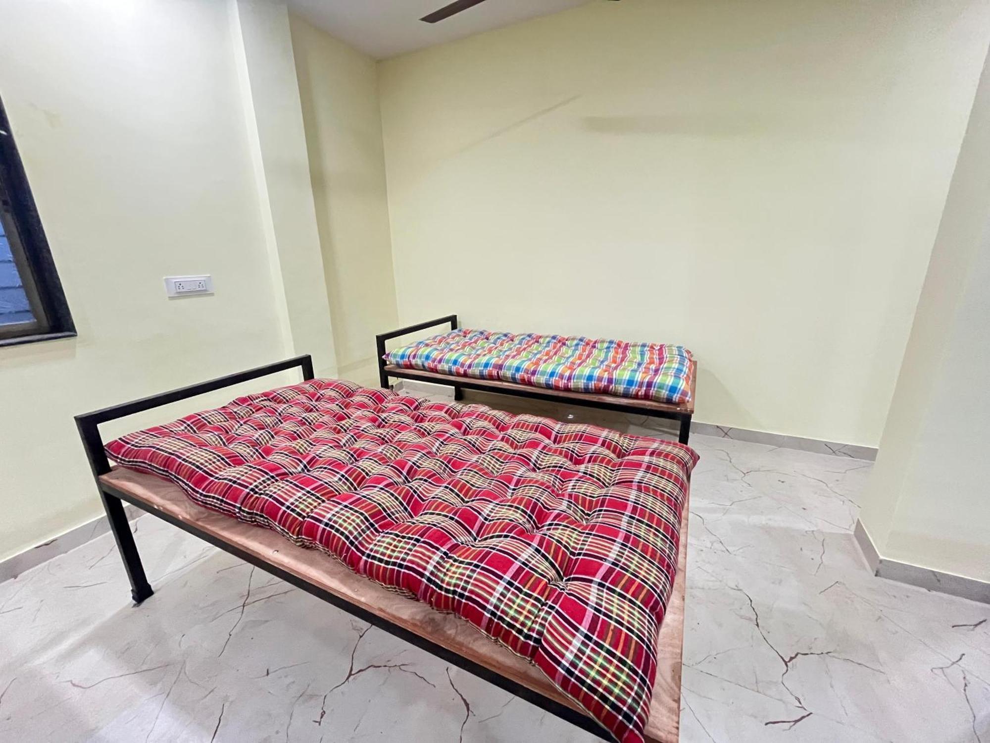 Shree Swami Samarth Pg Rooms For Boys Szolápur Kültér fotó