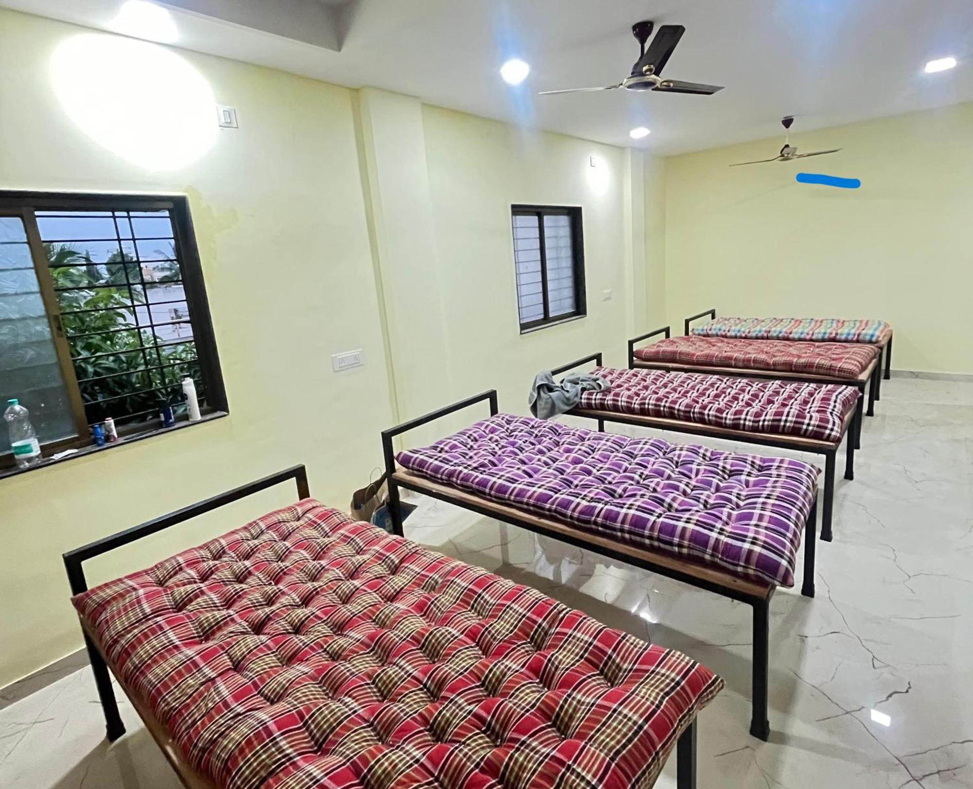 Shree Swami Samarth Pg Rooms For Boys Szolápur Kültér fotó