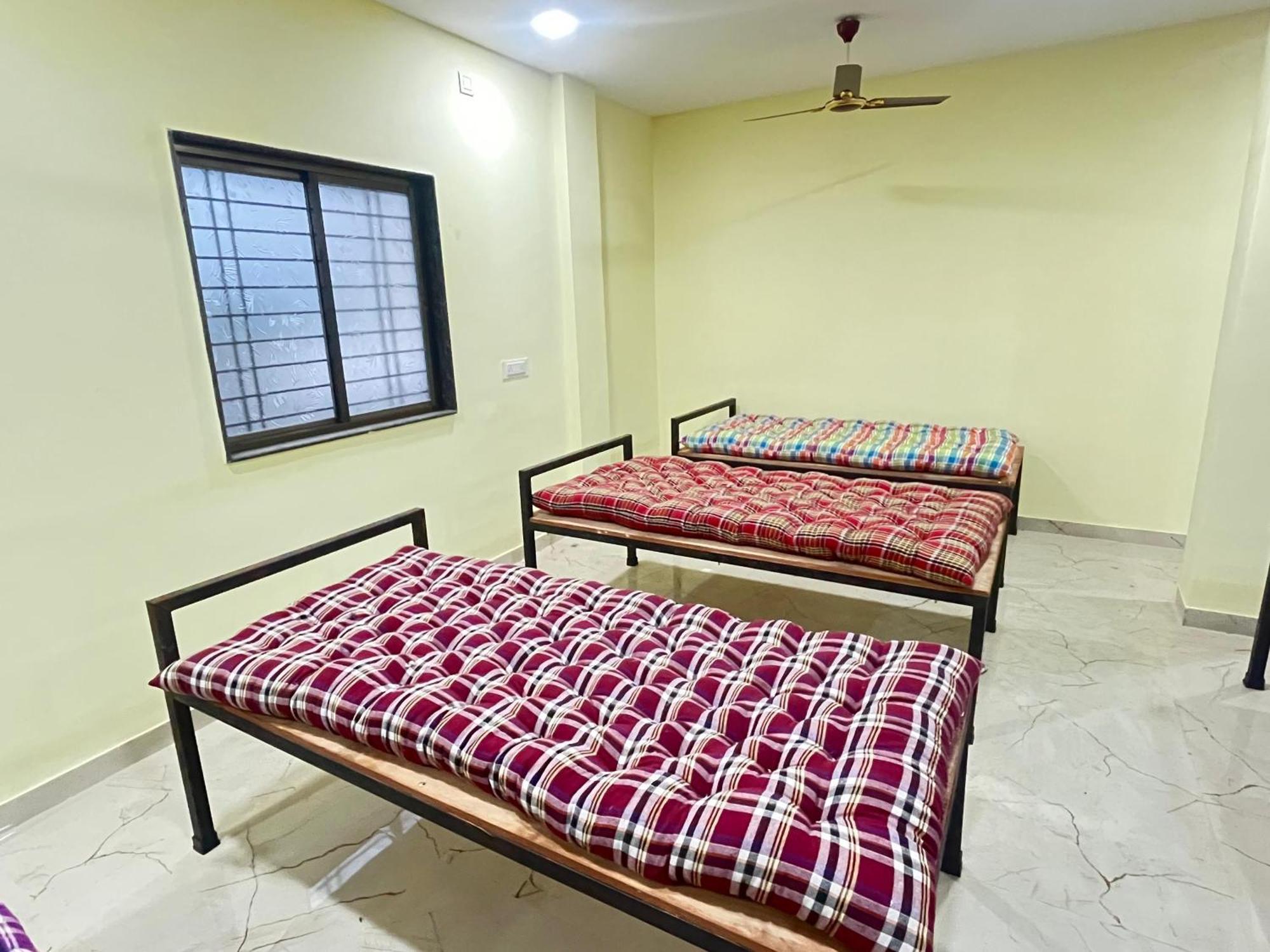 Shree Swami Samarth Pg Rooms For Boys Szolápur Kültér fotó