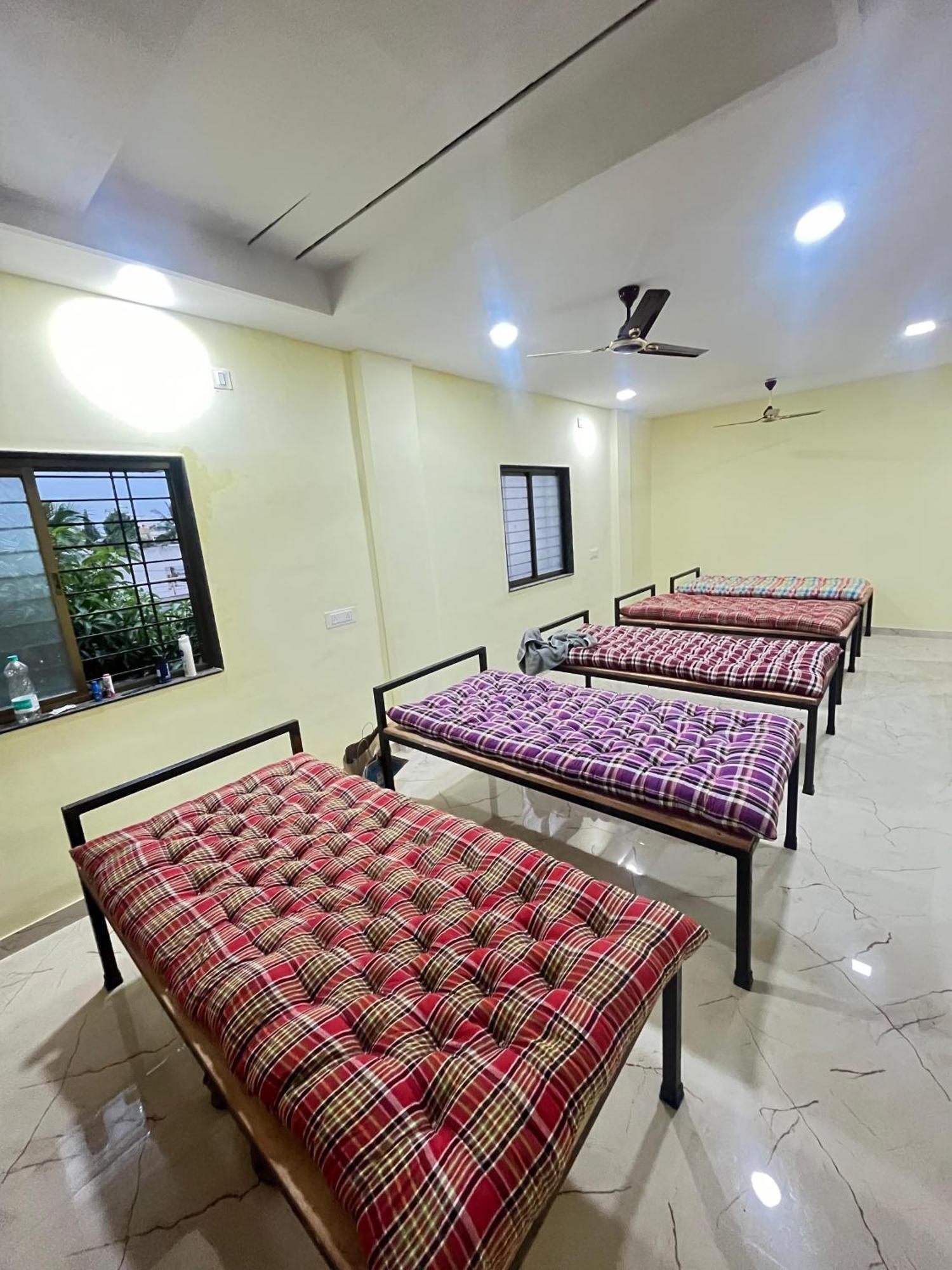 Shree Swami Samarth Pg Rooms For Boys Szolápur Kültér fotó